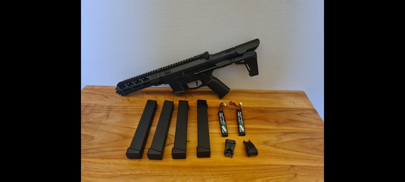 Imagen 1 de FX-10 sub machine gun Nieuwstaat