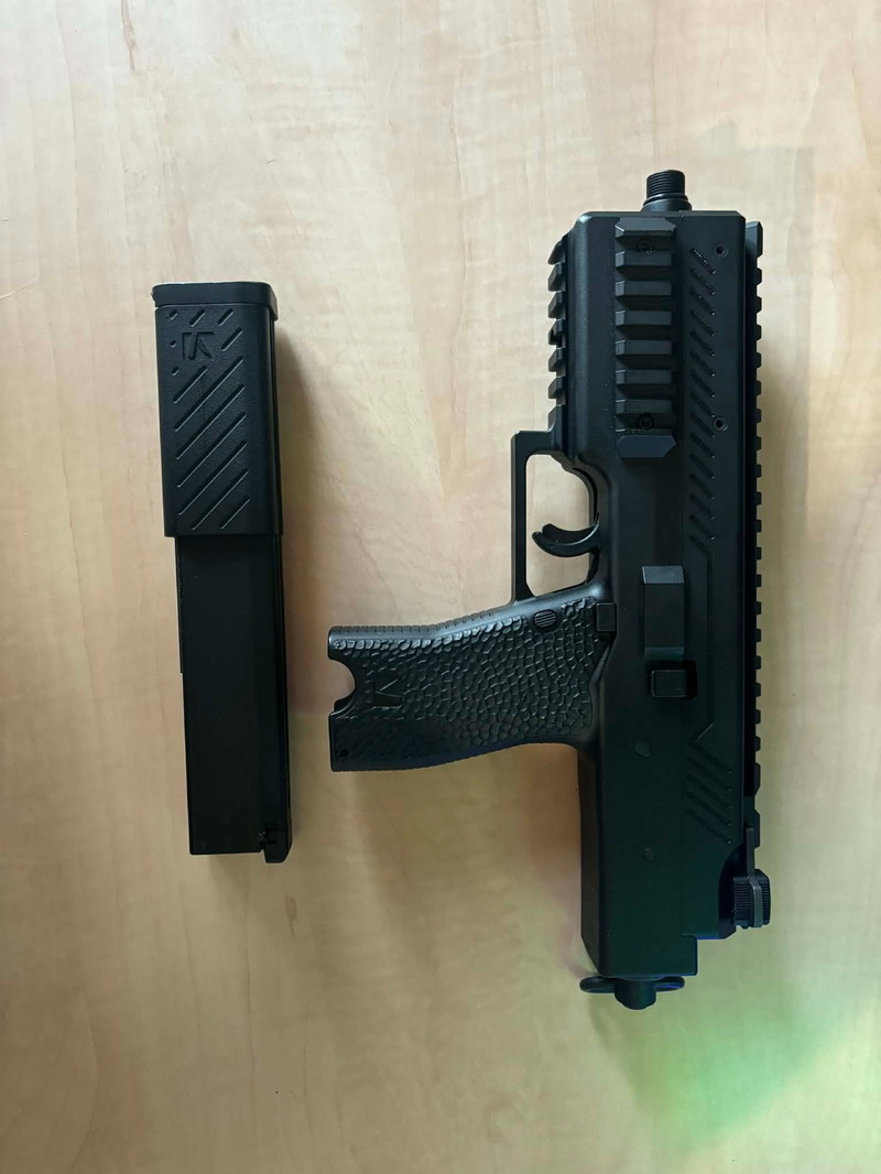 Afbeelding 1 van 5 GBB replica's