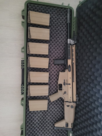 Afbeelding 2 van We scar h