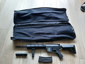 Bild für Lancer M4 met tas en accessoires