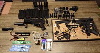 Image 4 pour 2x mp5k en veel mags en parts (onderhoud nodig)