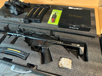 Image 4 pour MP5 cyma metal + upgrade + batterie + chargeurs + traceur + sangle