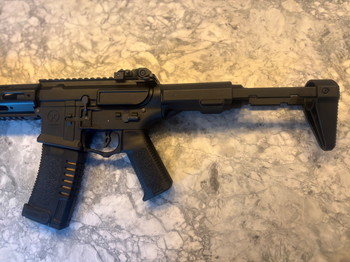 Imagen 4 de M4 PDW Honey Badger | Ares | AEG |