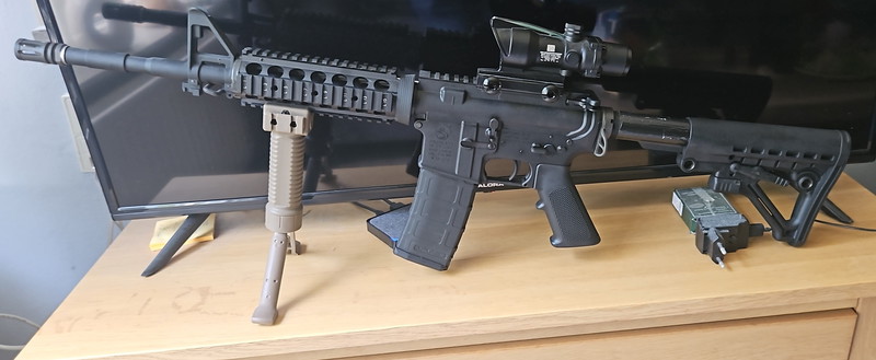 Image 1 for Cybergun / VFC M4A1 RIS GBB