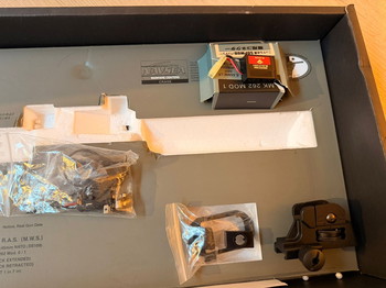 Imagen 4 de Tokyo Marui AEG M4 Next Gen SOPMOD + 4 Magazijnen