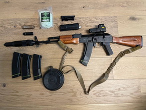 Bild für AK74 - Cyma CM048 with accessories - 1.6J