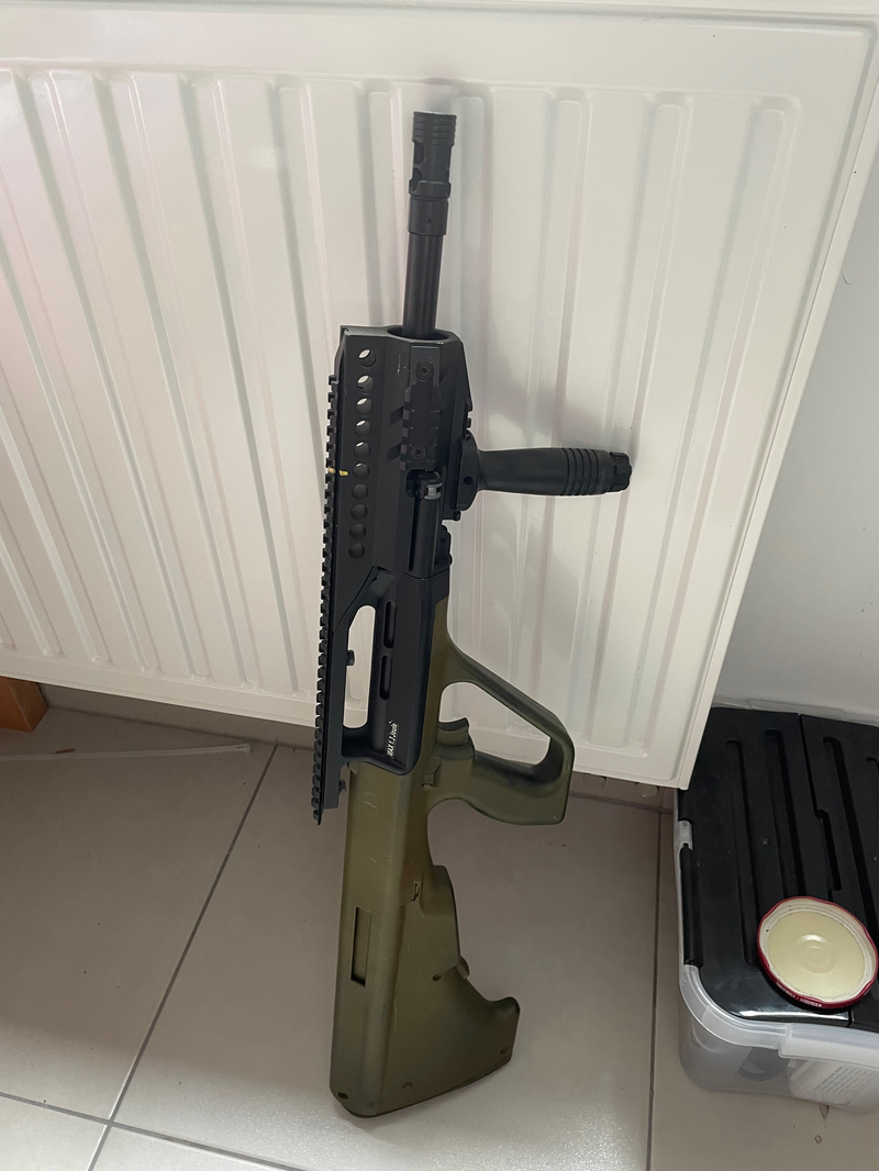 Image 1 pour Steyr aug te koop voor onderdelen.