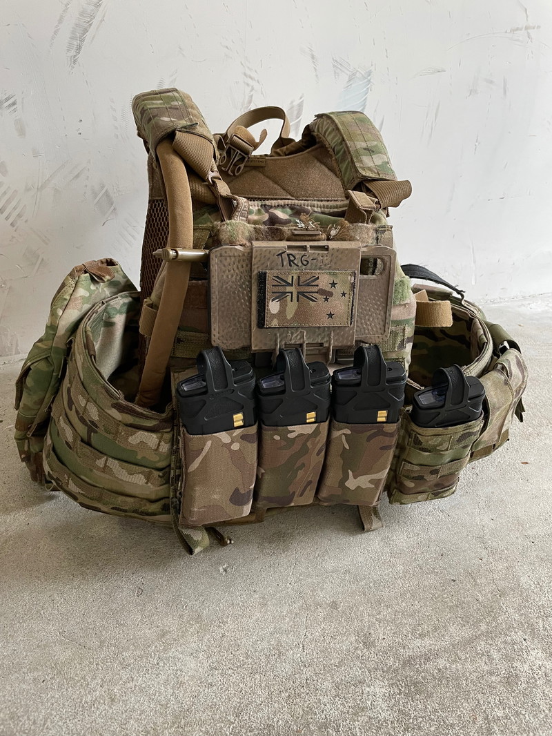 Afbeelding 1 van Warrior Assault DCS 5.56 L plus pouches