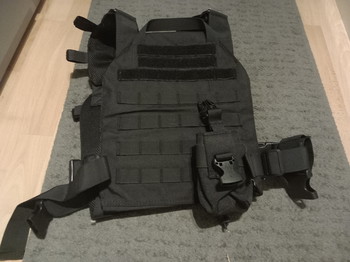 Afbeelding 3 van Complete tactical vest w pouches.