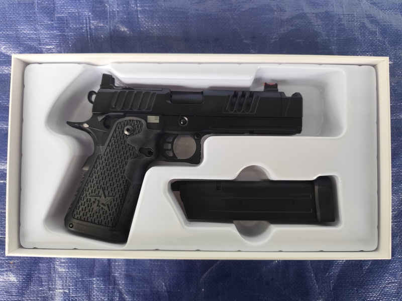 Image 1 pour EMG STACCATO XC 2011 GBB PISTOL