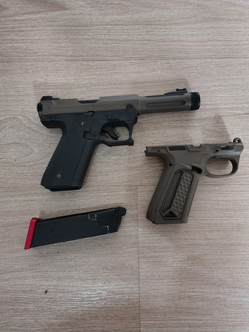 Afbeelding 1 van Ap001