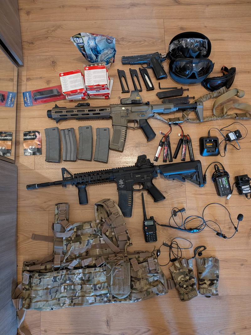 Image 1 for PACK AIRSOFT COMPLET  :  2 M4 (AEG) + 1911 CO₂ + équipement complet
