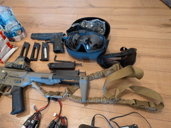 Image 3 for PACK AIRSOFT COMPLET  :  2 M4 (AEG) + 1911 CO₂ + équipement complet