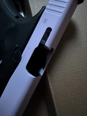 Image 2 for Umarex Glock 17 Gen5 | Custom paint job | magazijn defect/lek