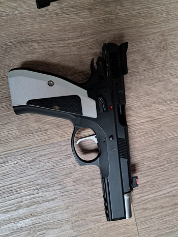 Imagen 4 de Swit Airsoft CZ SP-01