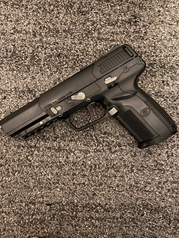 Bild 3 für Tokyo Marui Five Seven