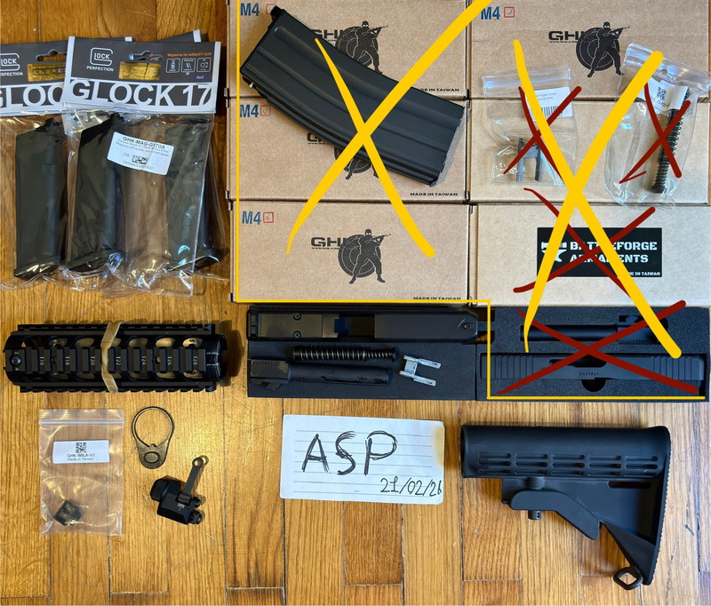 Bild 1 für GHK GLOCK 17 GEN5 MOS & M4 Parts / Magazines (Brand New - Unused)