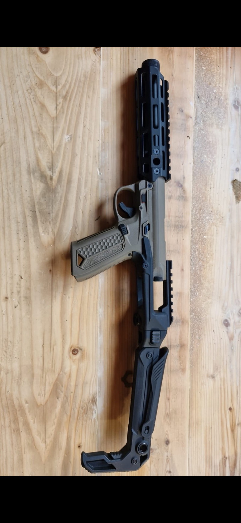 Image 1 pour Aap01 stalker+handguard+stock