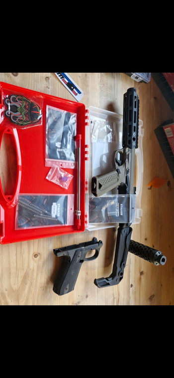 Image 2 pour Aap01 stalker+handguard+stock