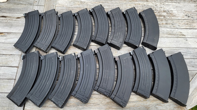 Afbeelding 1 van 17 AEG AKM Magazines Bundle