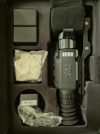 Imagen 4 de Rattler V2 - 35 - 640 Thermal Scope