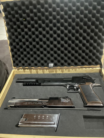 Image 3 for Lightning Hawk biohazard RE:2