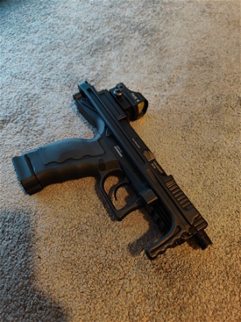 Afbeelding 3 van ASG B&T USWA1 C02 GBB pistool carbine