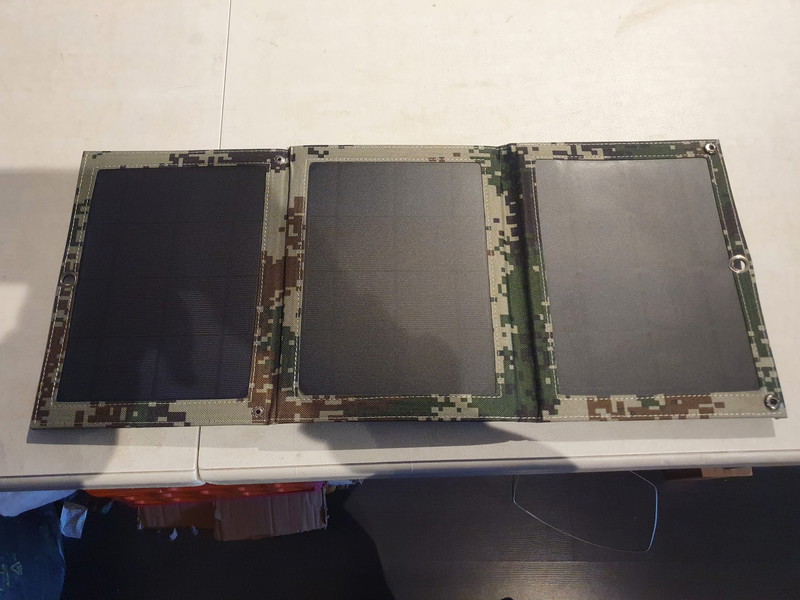 Image 1 pour Mobiel Zonnepaneel 150W met USB | Camouflage