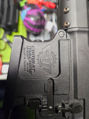 Afbeelding 5 van G&G cm 16 wild hog 12 inch aeg zgan incl 5 mags