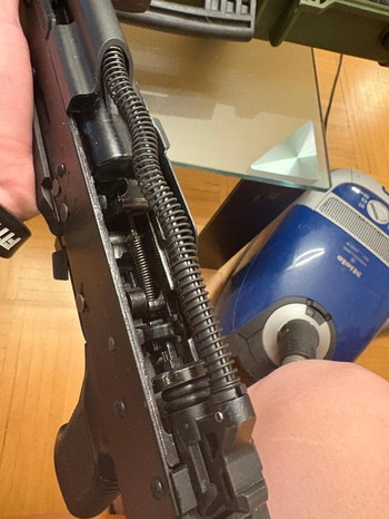 Afbeelding 3 van Tokyo Marui AKX GBB with tuning + original magazine (for sale)