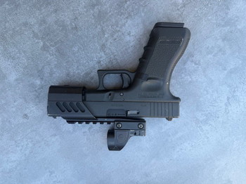 Imagen 3 de Glock 17 met red dot