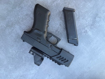 Imagen 4 de Glock 17 met red dot