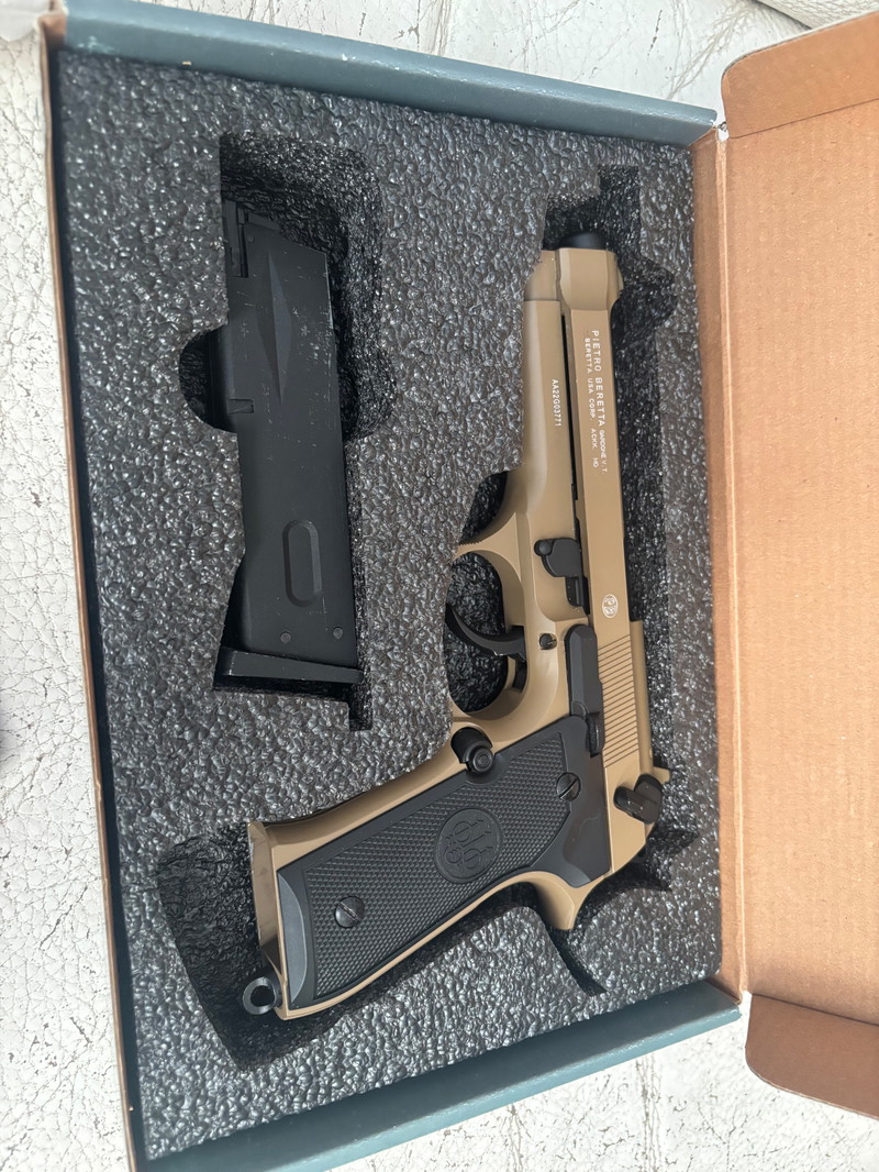 Bild 1 für Beretta m9 Desert Camo