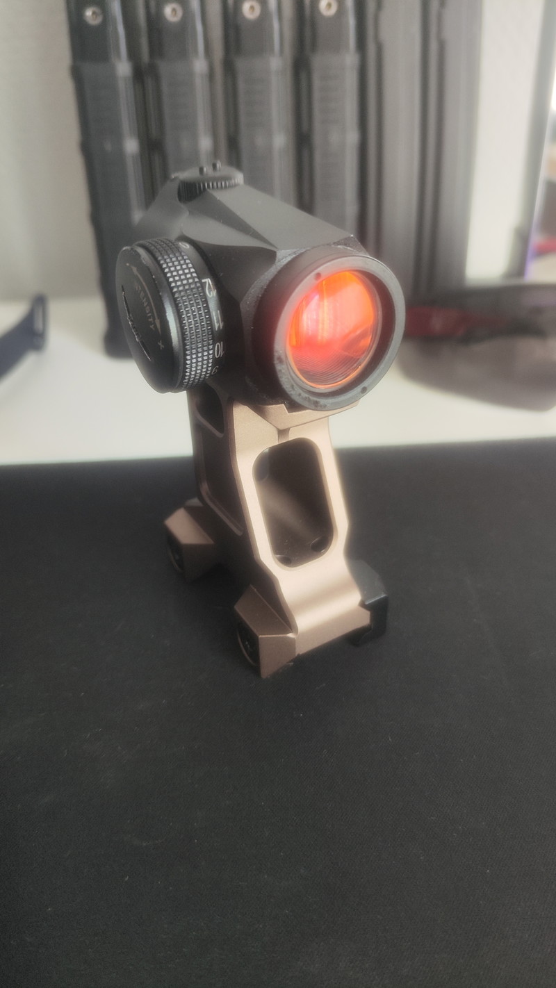 Image 1 for T-1 red dot with raiser