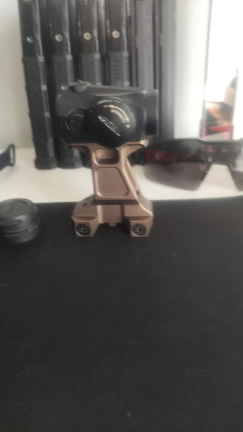 Image 3 for T-1 red dot with raiser