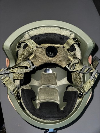 Image 4 for FAST Kevlar Aramide helm ranger green