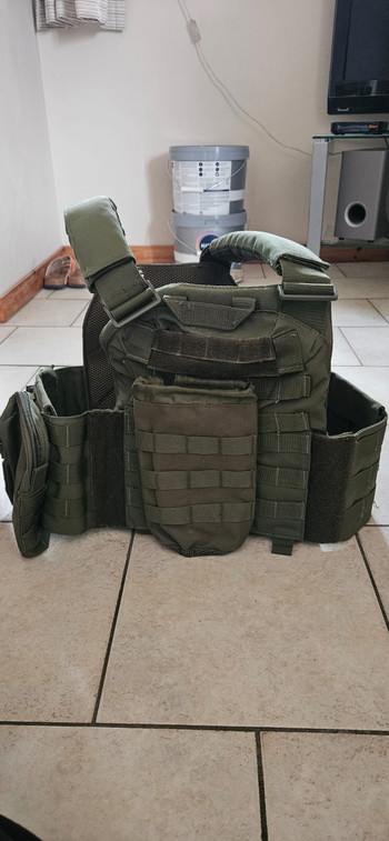 Afbeelding 2 van Tactical Vest + Pouches