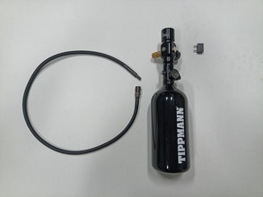 Afbeelding van HPA setup (tank, regulator en line)