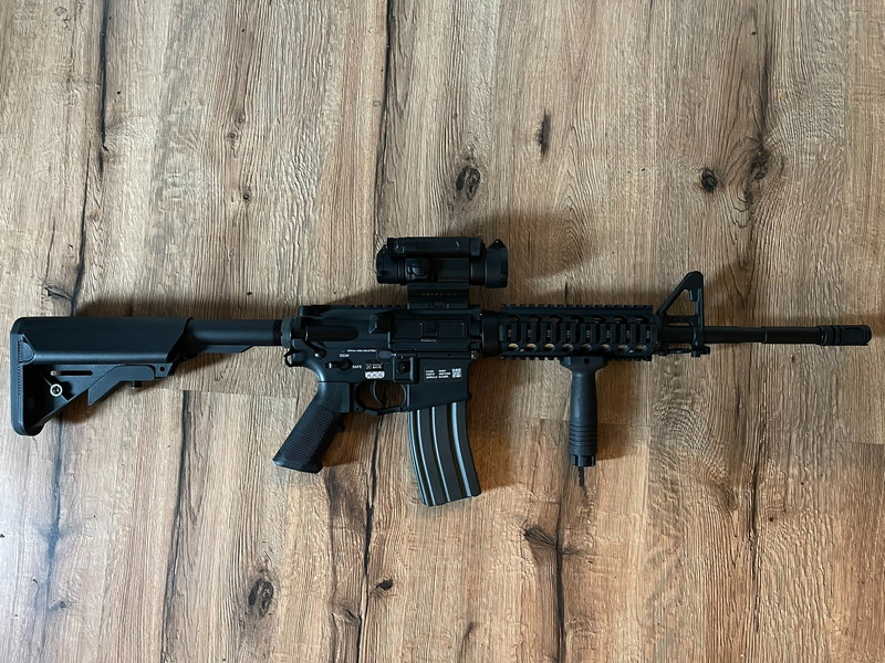 Bild 1 für SpecnaArms SA-K02 met foregrip en TM4 Red dot