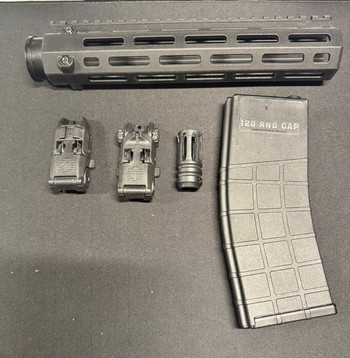 Bild 7 für Nieuwe Tippmann V2