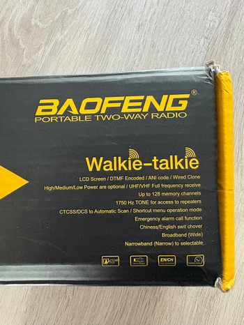 Bild 2 für Nieuwe UV-5R baofeng walkietalkie