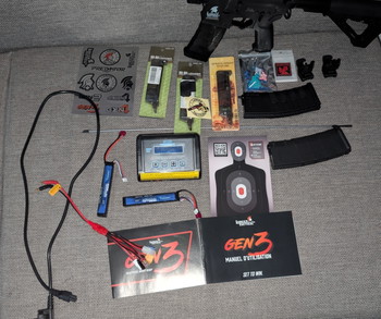 Image 4 for Lancer Tactical LT-39 Gen 3 S-AEG (Schwarz) + Optik, Akkus & Ladegerät (Unbespielt) Nur Abholung!!