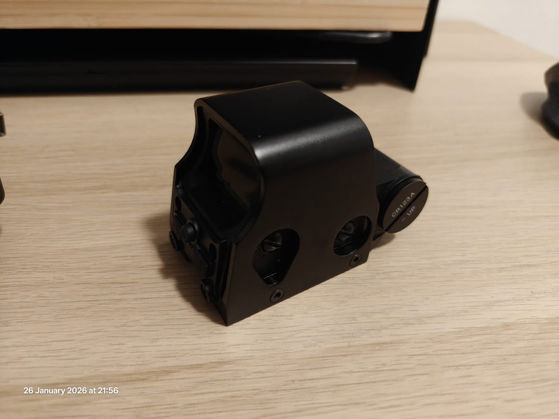 Image 1 pour Holographic sight EO-tech 553 kloon