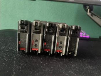 Bild 3 für 4x VFC V3 STANAG magazines en 1x V2 STANAG magazine