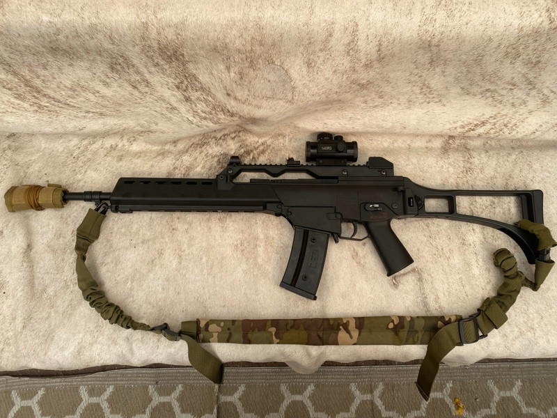 Image 1 pour upgraded G36 / 5 mid cap mags hard carry case