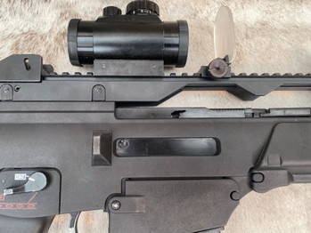 Image 3 pour upgraded G36 / 5 mid cap mags hard carry case
