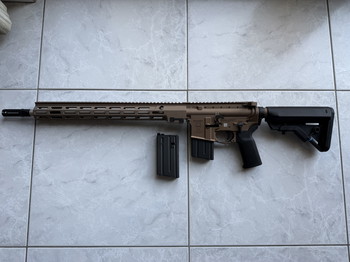 Afbeelding 7 van Angry Gun TM MWS DEVGRU GFR RECCE GBBR Hard Kick version met 2 magazijnen