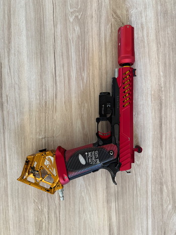Image 3 pour Custom Hi-capa red and gold