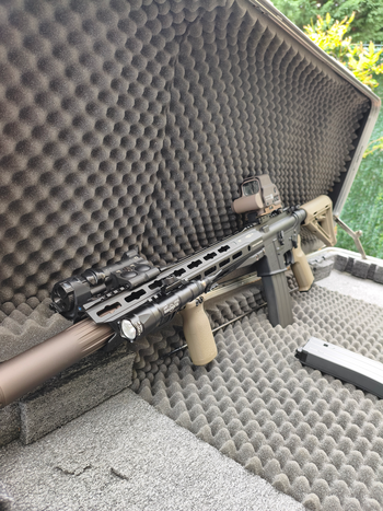 Image 5 for Tokyo Marui MWS M4A1 GBBR personalizada + gran cantidad de upgrades