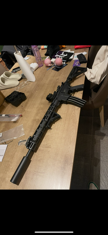 Afbeelding 5 van AR15 te koop! 2x mee gespeeld